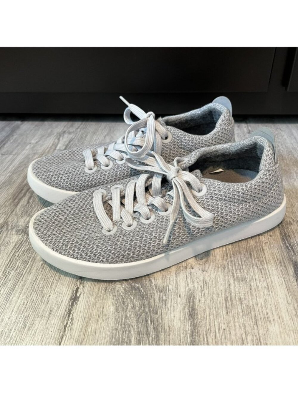 SALE! Allbirds Tree Pipers Sneakers, Light Gray, Women's US 6